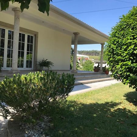 Camelias Bed & Breakfast Guimarães Екстериор снимка